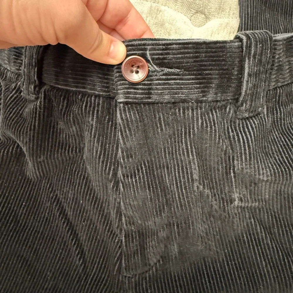EDDIE BAUER Men's Dark Black 100% Cotton Corduroy Pants Soft Textured Retro 34